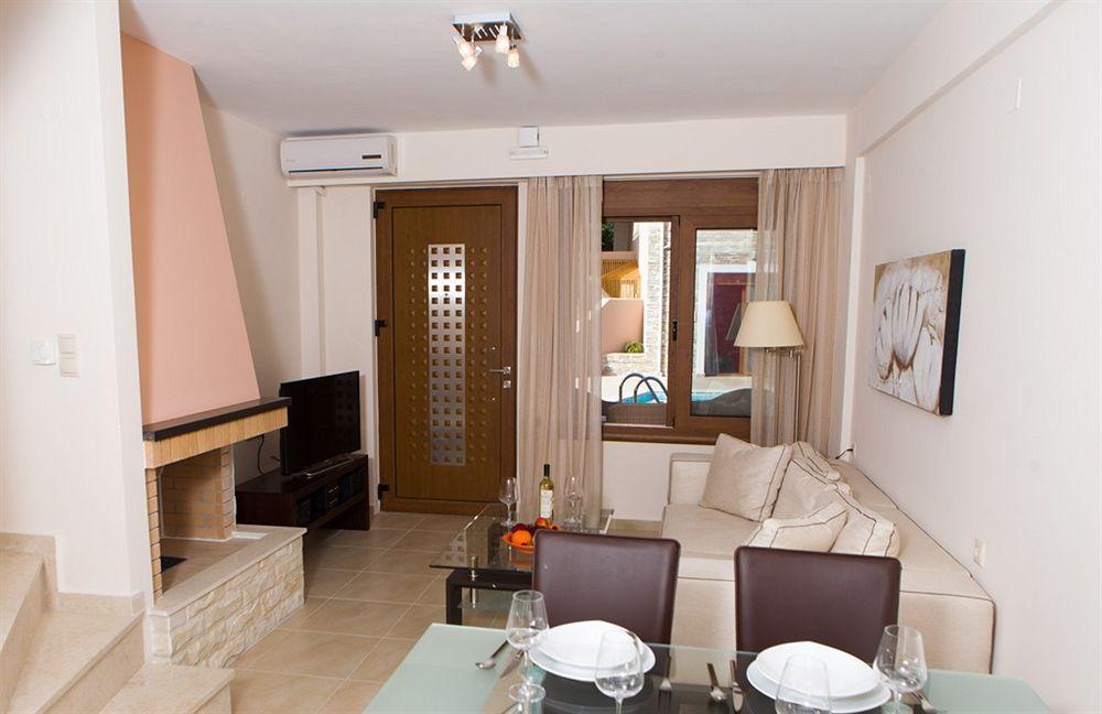 Pantheon Villas & Suites Vlikhádha Eksteriør bilde