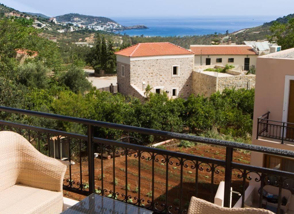 Pantheon Villas & Suites Vlikhádha Eksteriør bilde