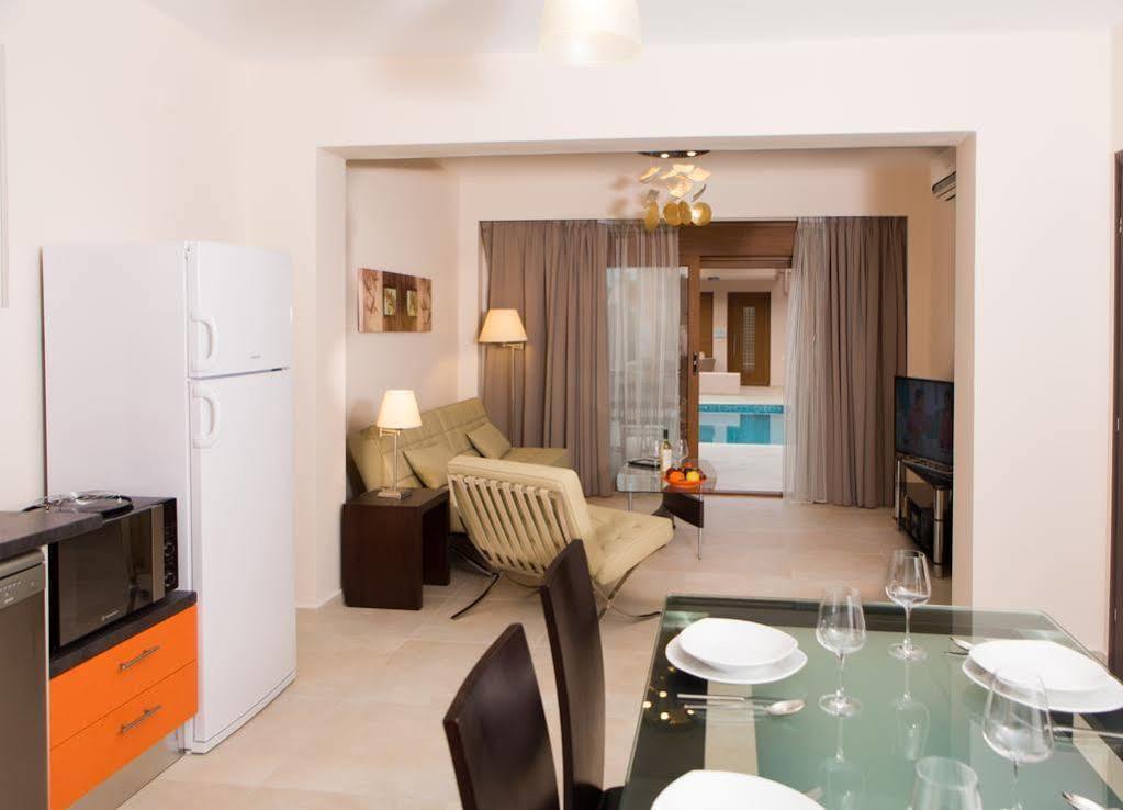 Pantheon Villas & Suites Vlikhádha Eksteriør bilde