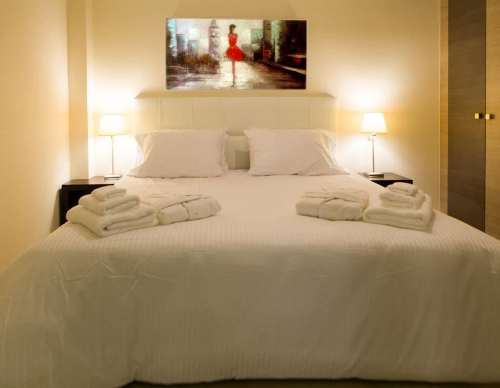 Pantheon Villas & Suites Vlikhádha Eksteriør bilde